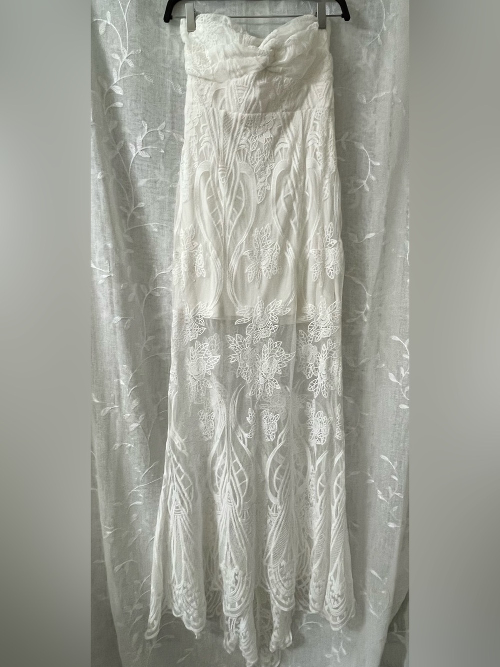 Hello Molly Elegant White Floral Lace Maxi Dress Size 8